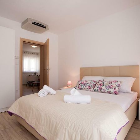 Apartments Mia 4&5 บาชกาโวดา ภายนอก รูปภาพ