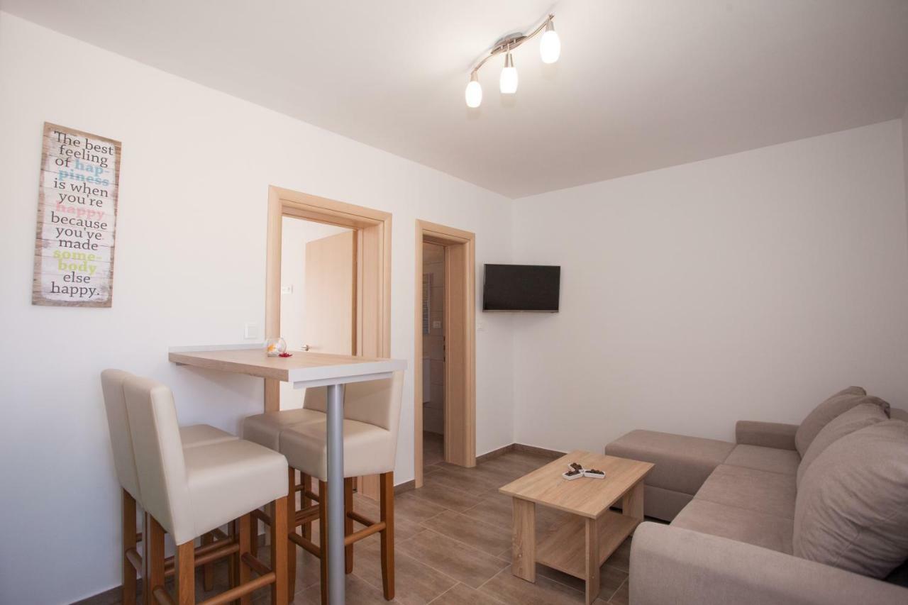 Apartments Mia 4&5 บาชกาโวดา ภายนอก รูปภาพ