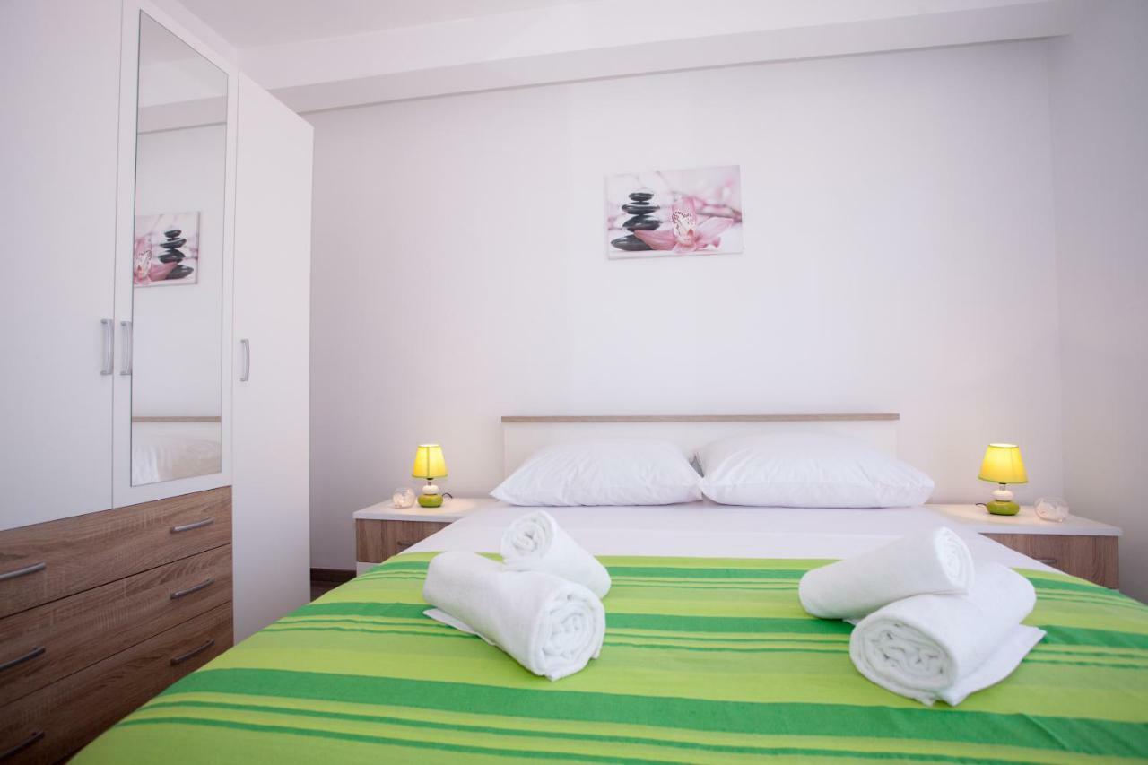 Apartments Mia 4&5 บาชกาโวดา ภายนอก รูปภาพ